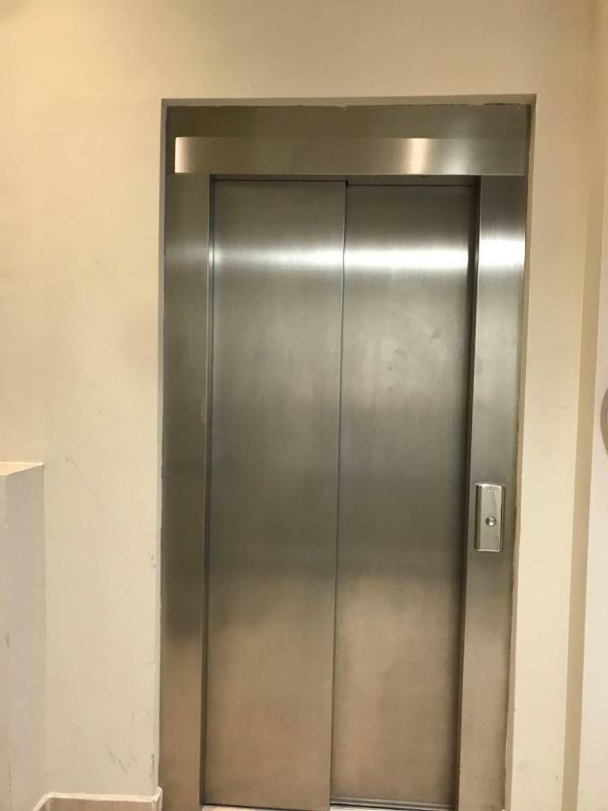 Apartamento AZ El Balcón del Coso II Zaragoza Exterior foto